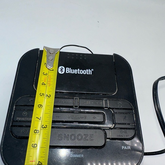 onn bluetooth Clock radio - Picture 11 of 16
